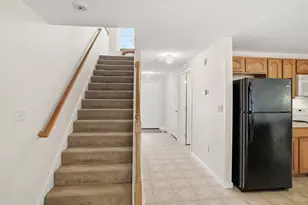 25 Mill Stone Ln, Templeton, MA 01468 - Photo 8
