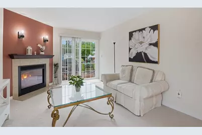 106 Manchester St #106, Leominster, MA 01453 - Photo 4