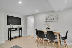 12 Shepard St, Cambridge, MA 02138 - Photo 6