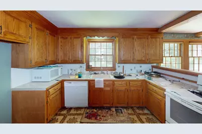 8 Pennock Rd, Chelmsford, MA 01824 - Photo 4