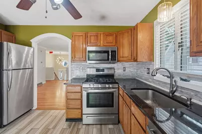 290 Tremont St, Springfield, MA 01104 - Photo 12