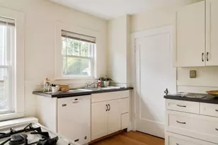 16 Arborough Rd, Boston, MA 02131 - Photo 16