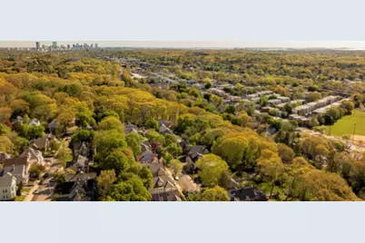 16 Arborough Road #1, Boston, MA 02131 - Photo 4