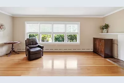 22 Maxdale Rd, Worcester, MA 01602 - Photo 6