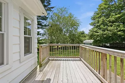 22 Maxdale Rd, Worcester, MA 01602 - Photo 14