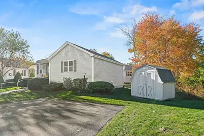 42 Crystal Water #42, East Bridgewater, MA 02333 - Photo 4