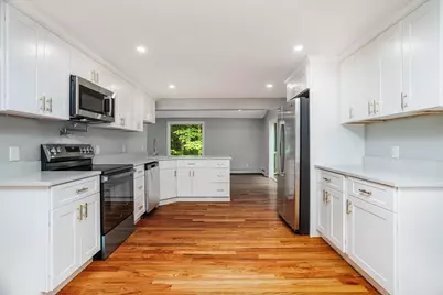22 Albert Dr, Templeton, MA 01468 - Photo 8