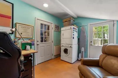 31 Acorn St, Middleborough, MA 02346 - Photo 18