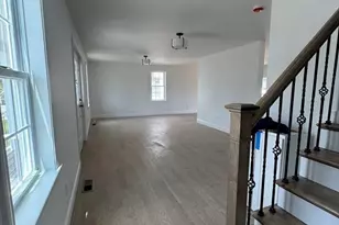 16 Princeton Cir, Fall River, MA 02722 - Photo 10