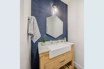 4 Boynton St #1, Waltham, MA 02453 - Photo 22