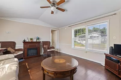 47 Washington St. #1, Auburn, MA 01501 - Photo 8