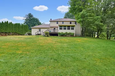 60 Forest View Dr, Millville, MA 01529 - Photo 4