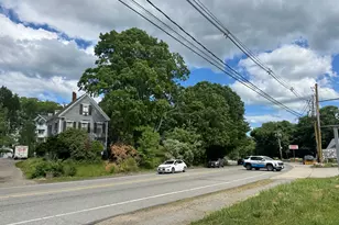 21 Broad St, Merrimac, MA 01860 - Photo 1