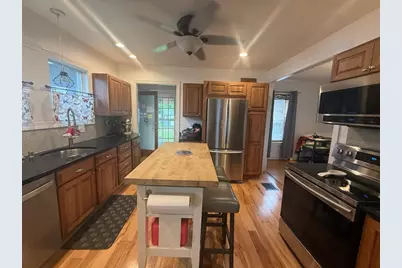 18 Dunham St, Brockton, MA 02302 - Photo 8