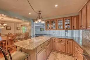 21 Tosca Dr, Brockton, MA 02301 - Photo 8