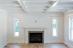 427 Landry Ave, North Attleboro, MA 02760 - Photo 8