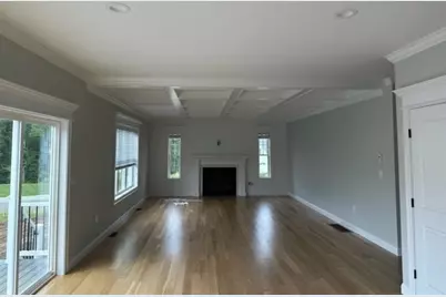 427 Landry Ave, North Attleboro, MA 02760 - Photo 2