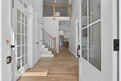 427 Landry Ave, North Attleboro, MA 02760 - Photo 2