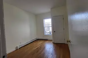 9 Bowers St, Lowell, MA 01854 - Photo 8
