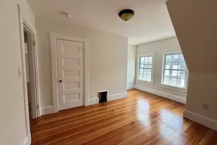 21 Bentley St, Boston, MA 02135 - Photo 6