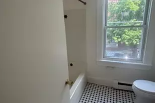 27 Salem St, Salem, MA 01970 - Photo 8