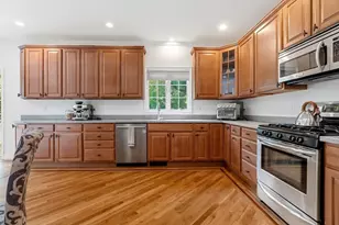 876 Central Ave, Needham, MA 02492 - Photo 8