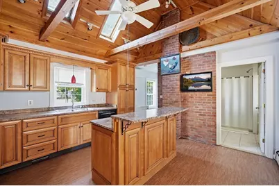 11 Glover St, Southbridge, MA 01550 - Photo 6
