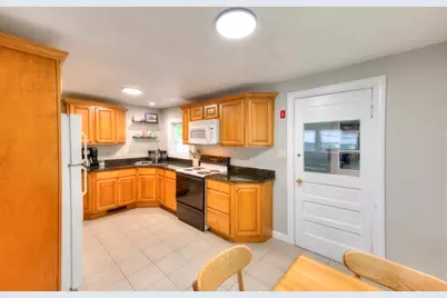 154 Boylston Street, Shrewsbury, MA 01545 - Photo 6
