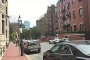 10 Charlesgate E, Boston, MA 02215 - Photo 6