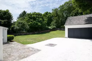 41 Drift Rd, Westport, MA 02790 - Photo 6
