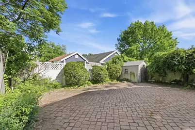 29 Cleveland, Medford, MA 02155 - Photo 22