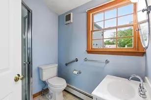 29 Cleveland, Medford, MA 02155 - Photo 12