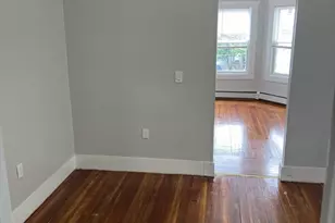 38 George St, New Bedford, MA 02744 - Photo 4