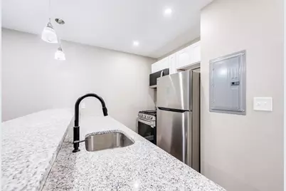25 Buckley St #1L, Quincy, MA 02169 - Photo 4