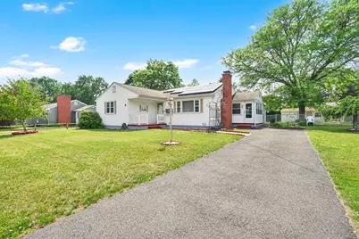 135 Bulat Dr, Springfield, MA 01129 - Photo 2