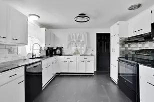 135 Bulat Dr, Springfield, MA 01129 - Photo 12