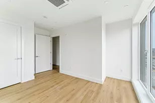 1035 Commonwealth Ave, Boston, MA 02215 - Photo 12