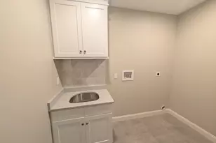 4 Station St, Kingston, MA 02364 - Photo 18
