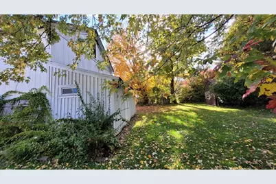 50 Grove St N, Barre, MA 01005 - Photo 6