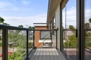 68 Los Angeles, Newton, MA 02458 - Photo 16