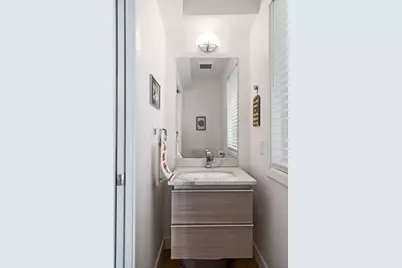 288 Marginal St #4, Boston, MA 02128 - Photo 12