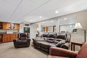 5 Diane Dr, Medway, MA 02053 - Photo 32