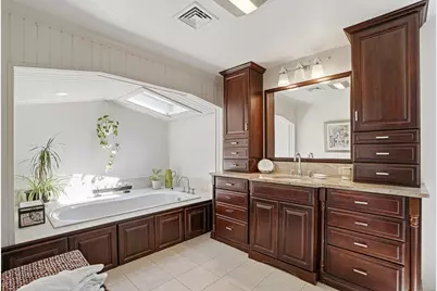 5 Diane Dr, Medway, MA 02053 - Photo 20