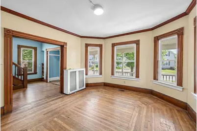 130 Berkshire St, Springfield, MA 01151 - Photo 8