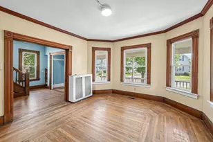 130 Berkshire St, Springfield, MA 01151 - Photo 8