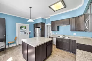 130 Berkshire St, Springfield, MA 01151 - Photo 6