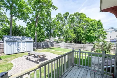 130 Berkshire St, Springfield, MA 01151 - Photo 28