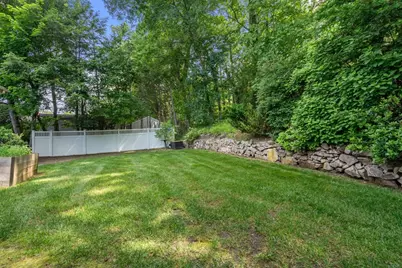 120 Cynthia Rd, Newton, MA 02459 - Photo 28
