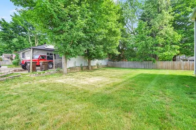 8-10 Begley St #10, Agawam, MA 01001 - Photo 36