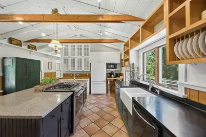 30 Lincoln Street, Hopkinton, MA 01748 - Photo 2